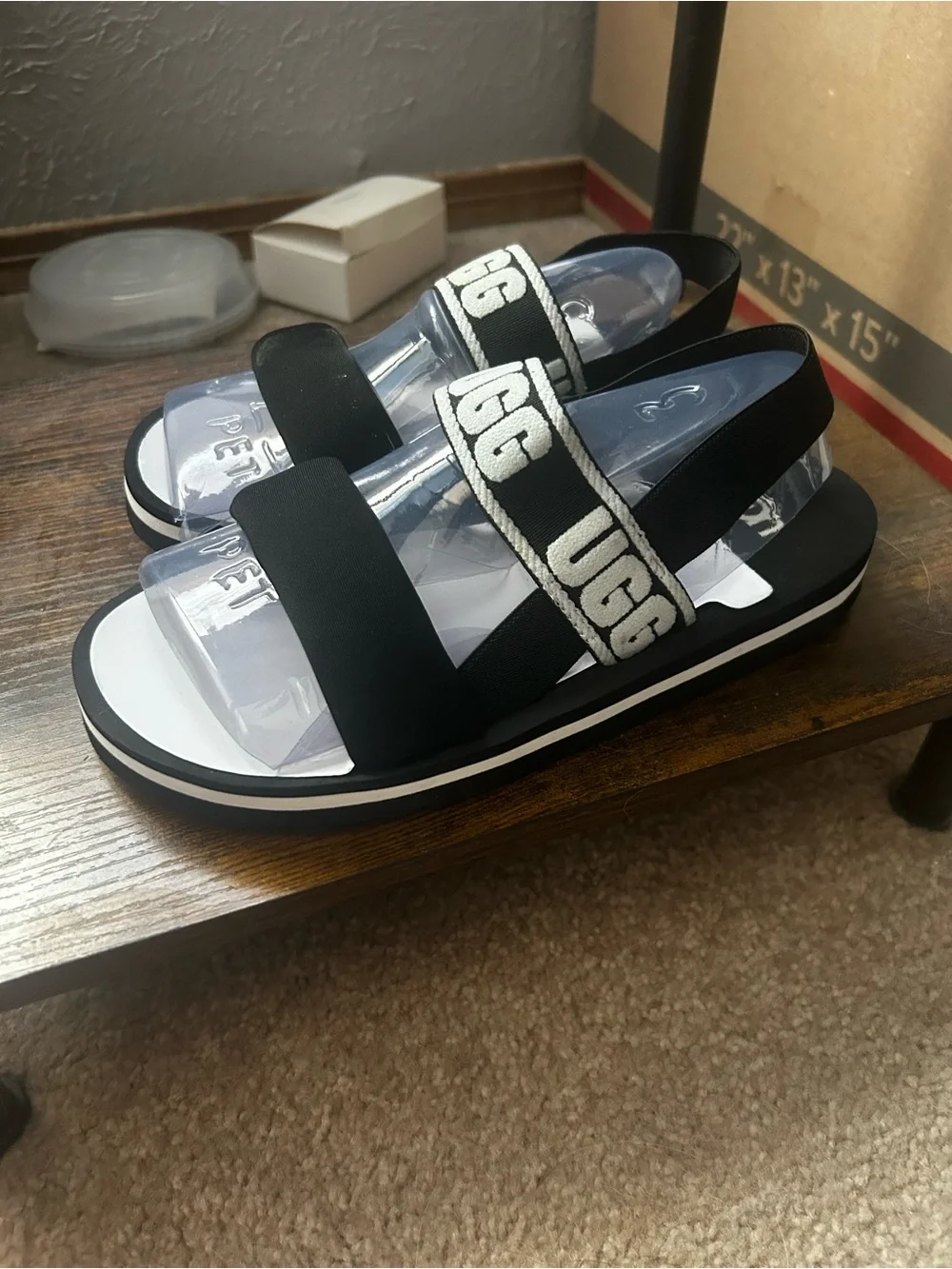 UGG Kids Black White Logo Strap Sandals